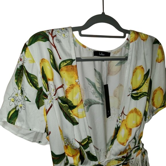 NWT Lulus Size L A La Tart Lemon Print Wrap Yellow White Dress Short Sleeve - Picture 4 of 14